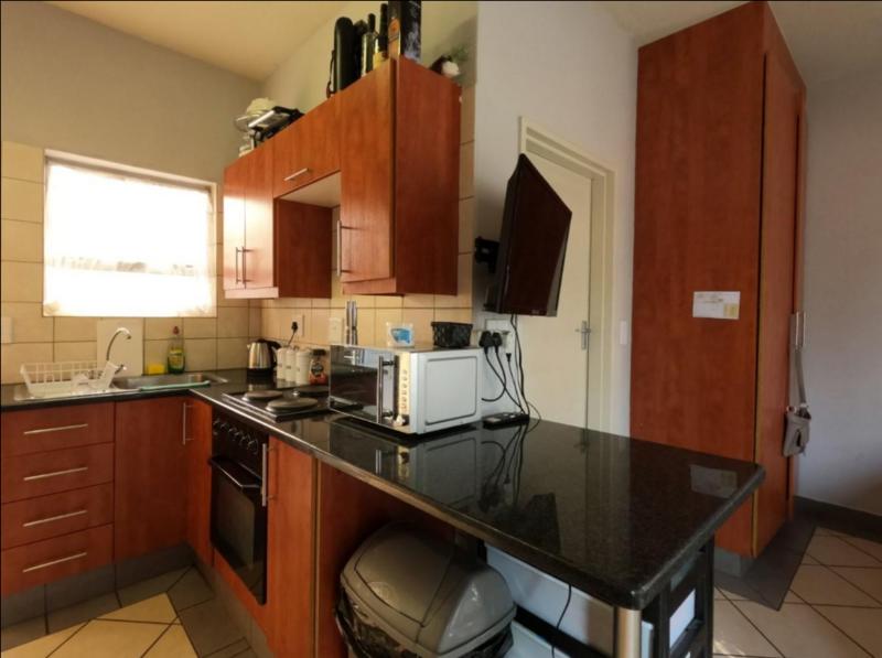 To Let 1 Bedroom Property for Rent in Die Bult North West